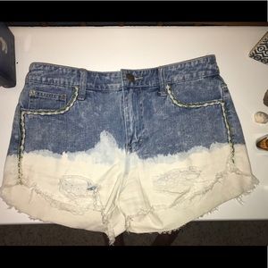 Adorable blue and white denim Free People shorts